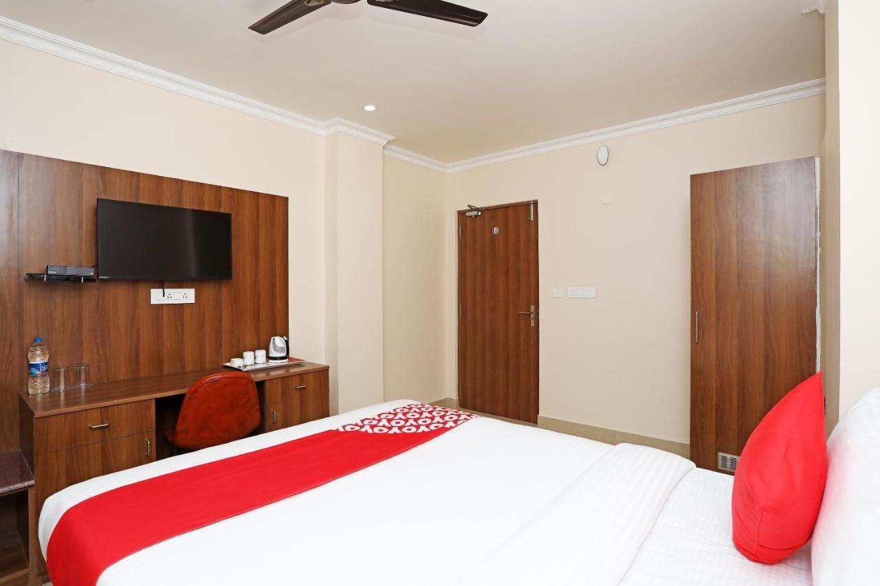 Hotel Oyo 13528 Kumud Plaza Bhubaneswar Exterior foto